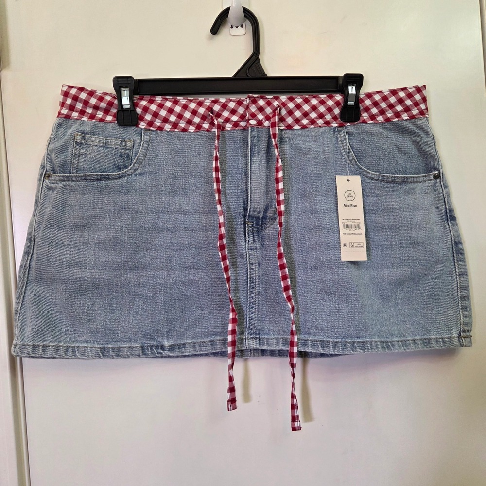 No Boundaries Game Day Denim Skirt Red Gingham Waistband Light Wash Mid Rise M